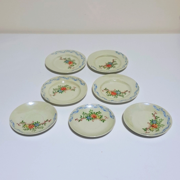 Vintage Child Toy Plates - Doll Sized Plate and Saucer Set of 7 - Rose Floral - Picture 3 of 5